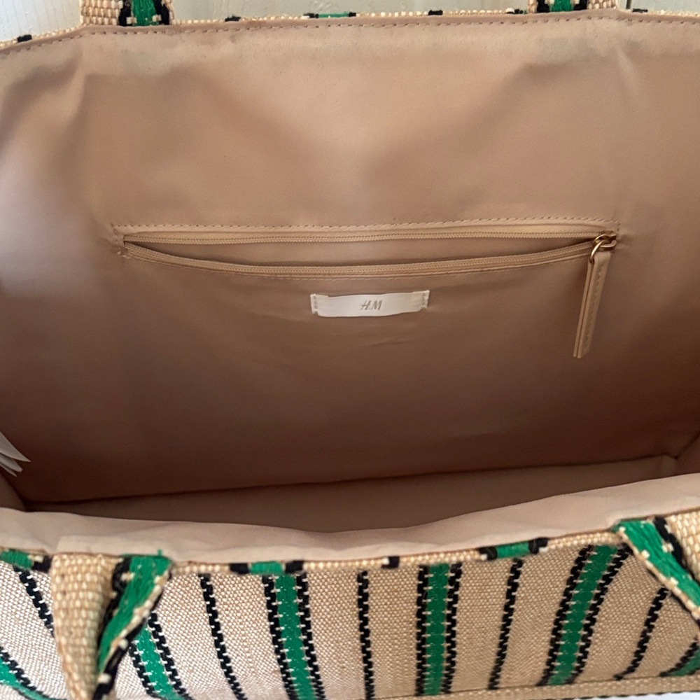 H&M Tan and Green Striped Tote Bag - Picture 3 of 3